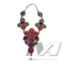 statement_necklace_1