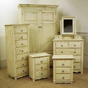 la_chambre_bedroom_furniture