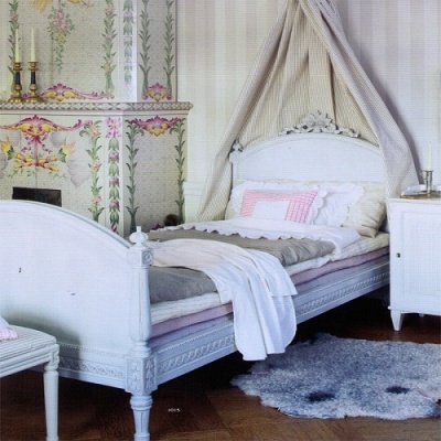 bed___gustavian